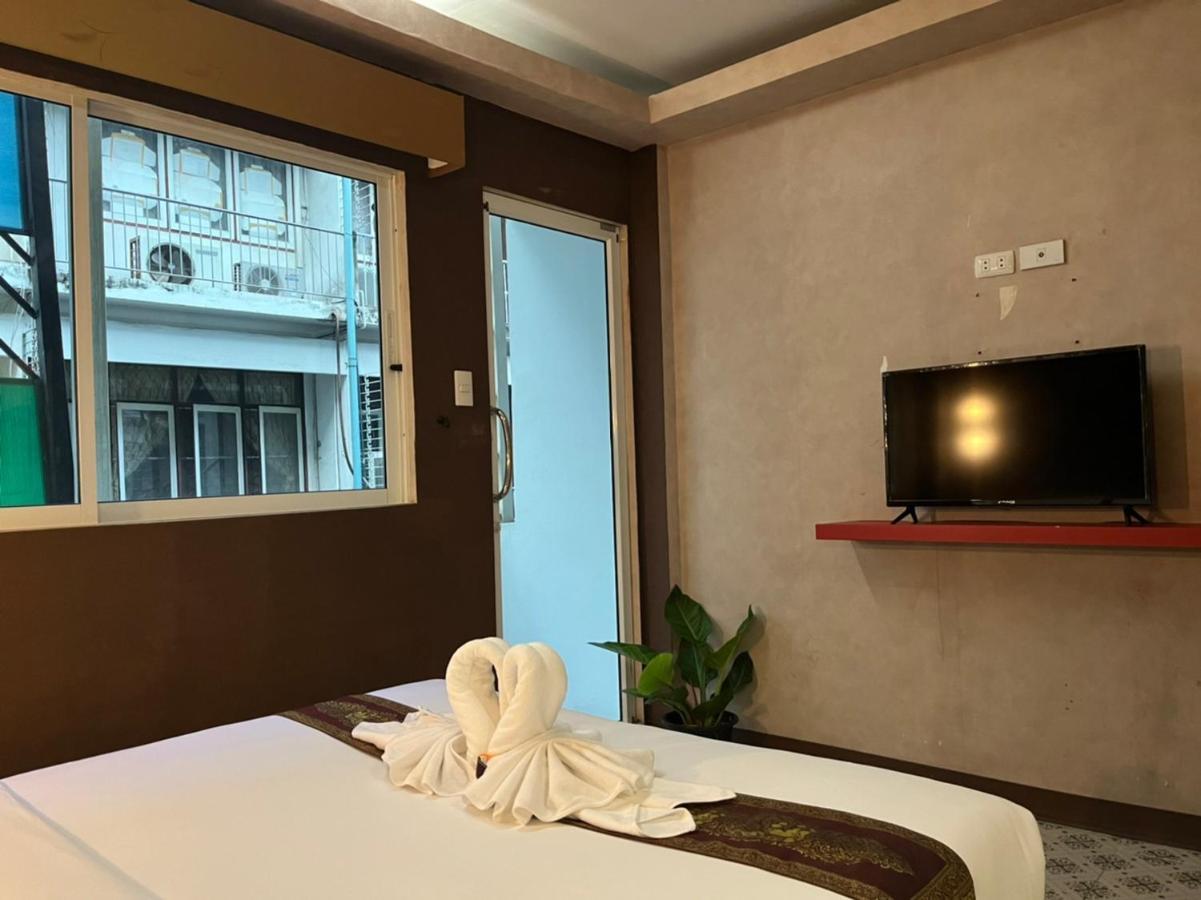 Cozy Rooms Asoke Banguecoque Exterior foto